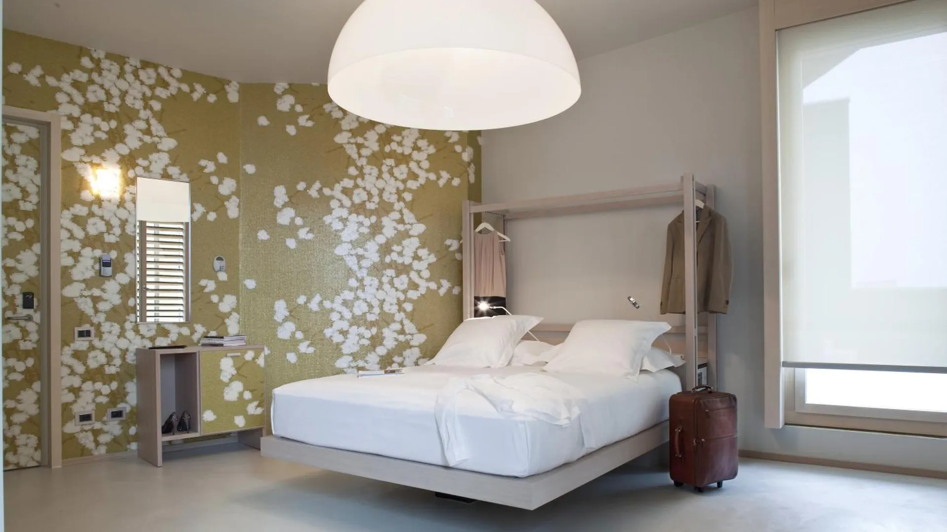Nu Hotel Milan 4*,  Italy