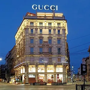 4* Отель Odsweet Duomo